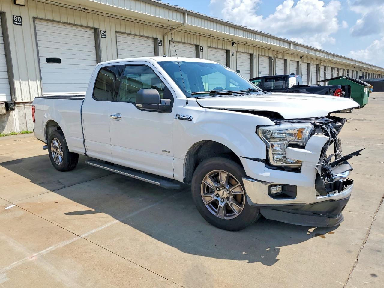2015 Ford F150 Super Cab Белый vin: 1FTEX1CPXFFD01719