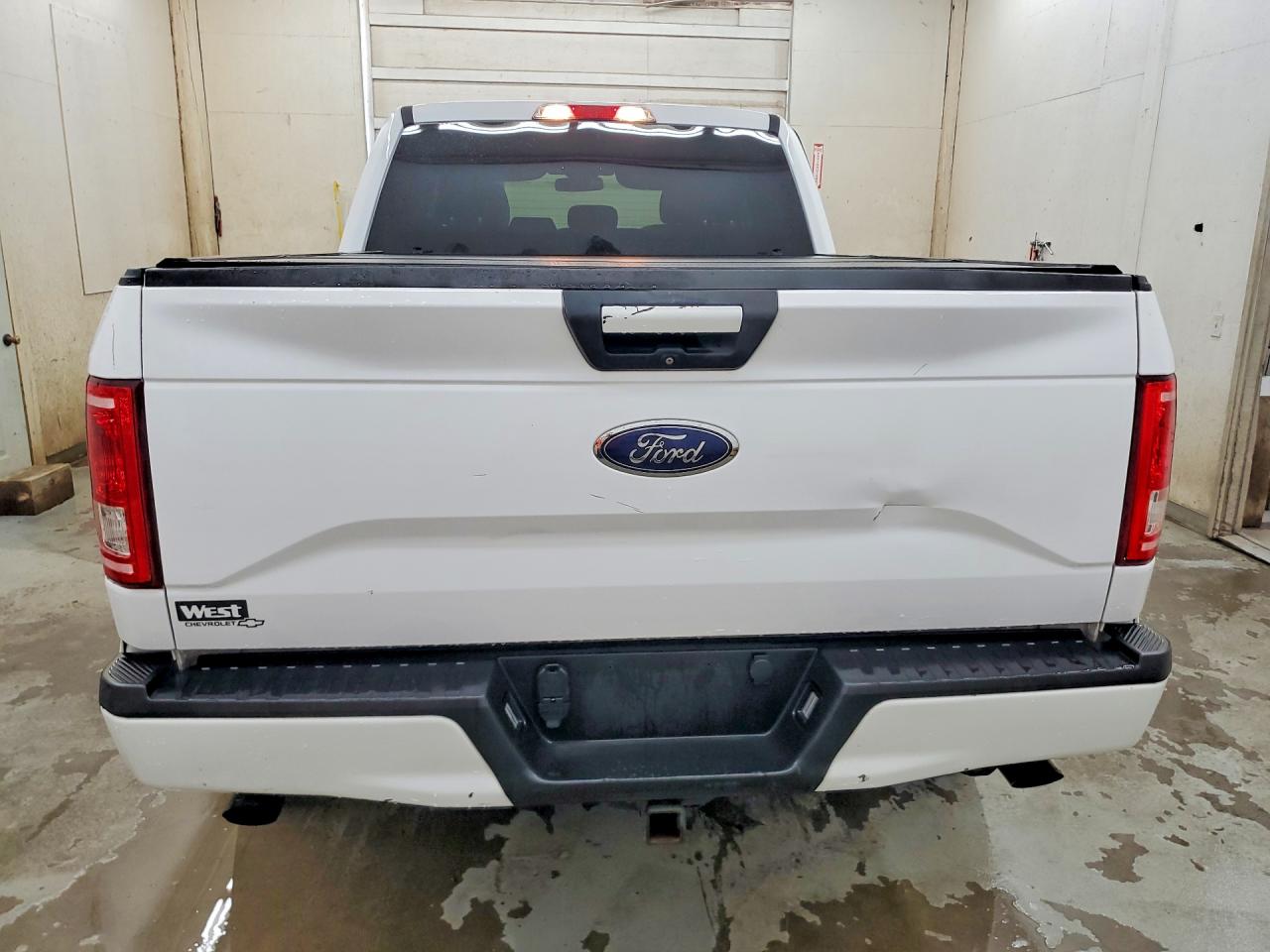 2015 Ford F150 Super Cab White vin: 1FTEX1CPXFKD53214