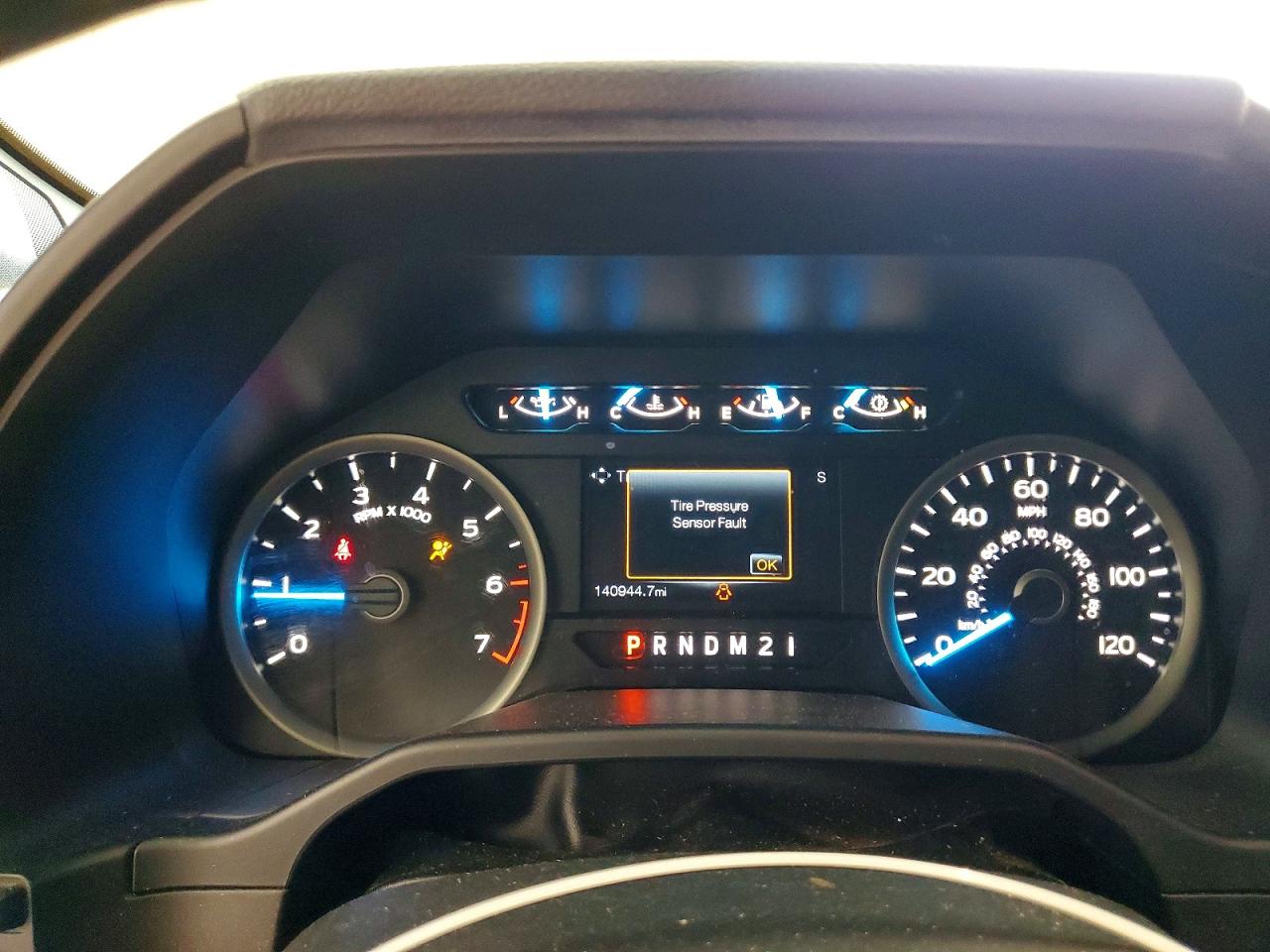2015 Ford F150 Super Cab White vin: 1FTEX1CPXFKD53214
