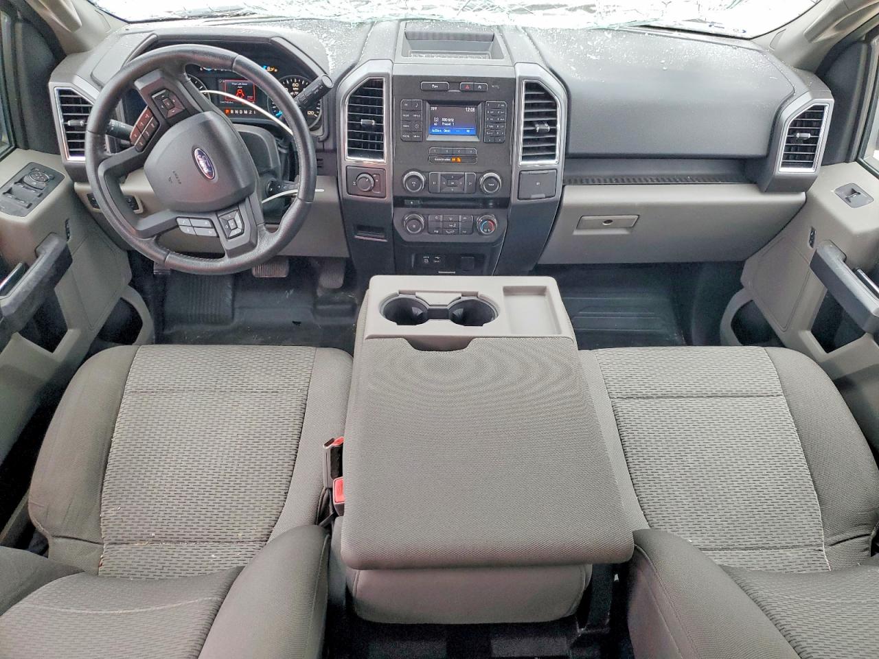 2015 Ford F150 Super Cab White vin: 1FTEX1CPXFKE14562