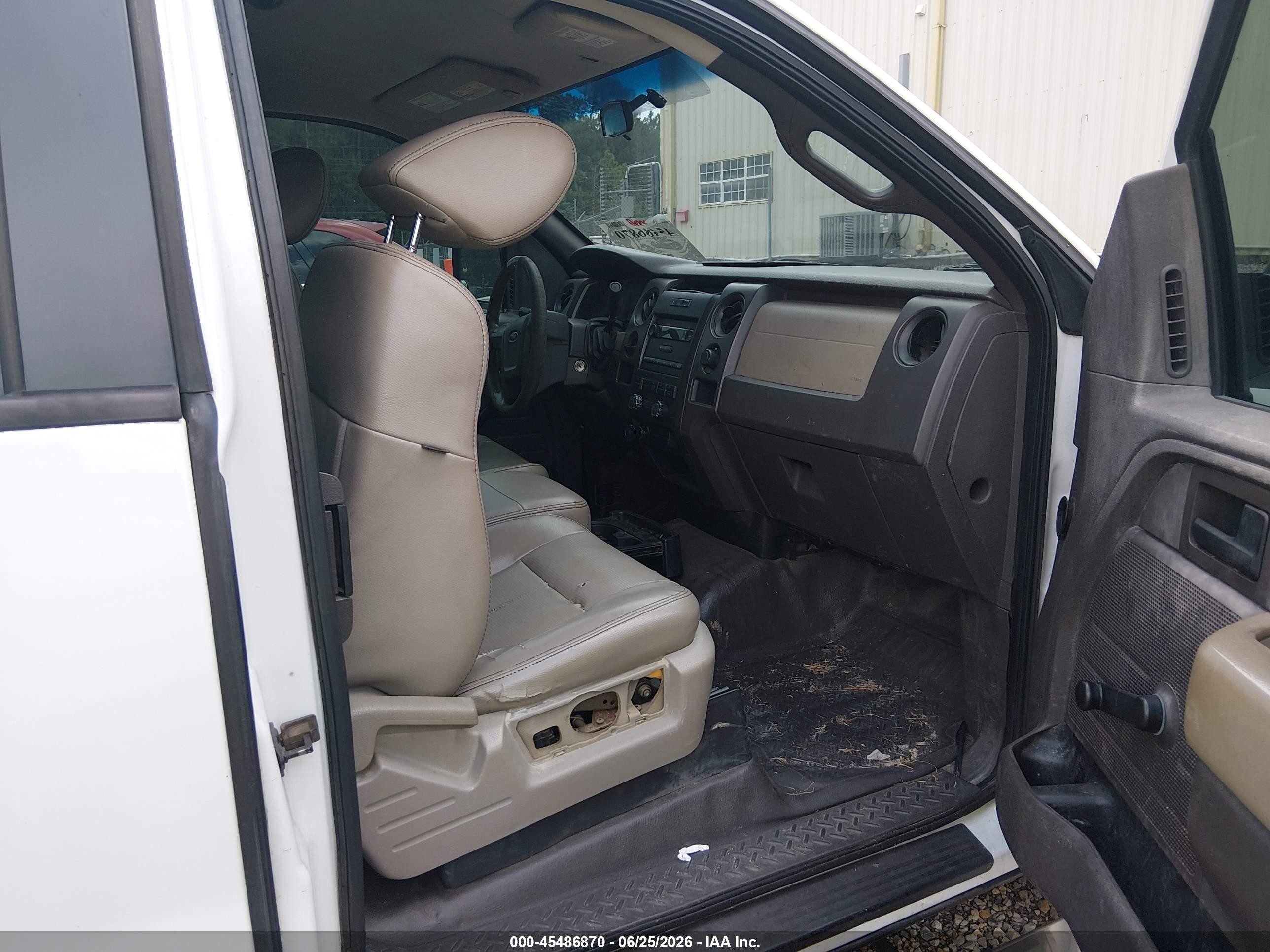 2010 Ford F-150 Stx/xl White vin: 1FTEX1CW1AFA06024