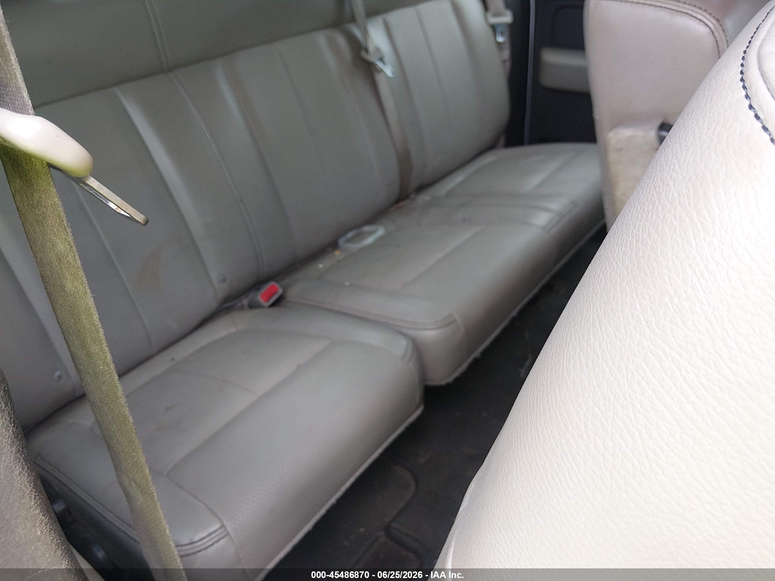 2010 Ford F-150 Stx/xl White vin: 1FTEX1CW1AFA06024