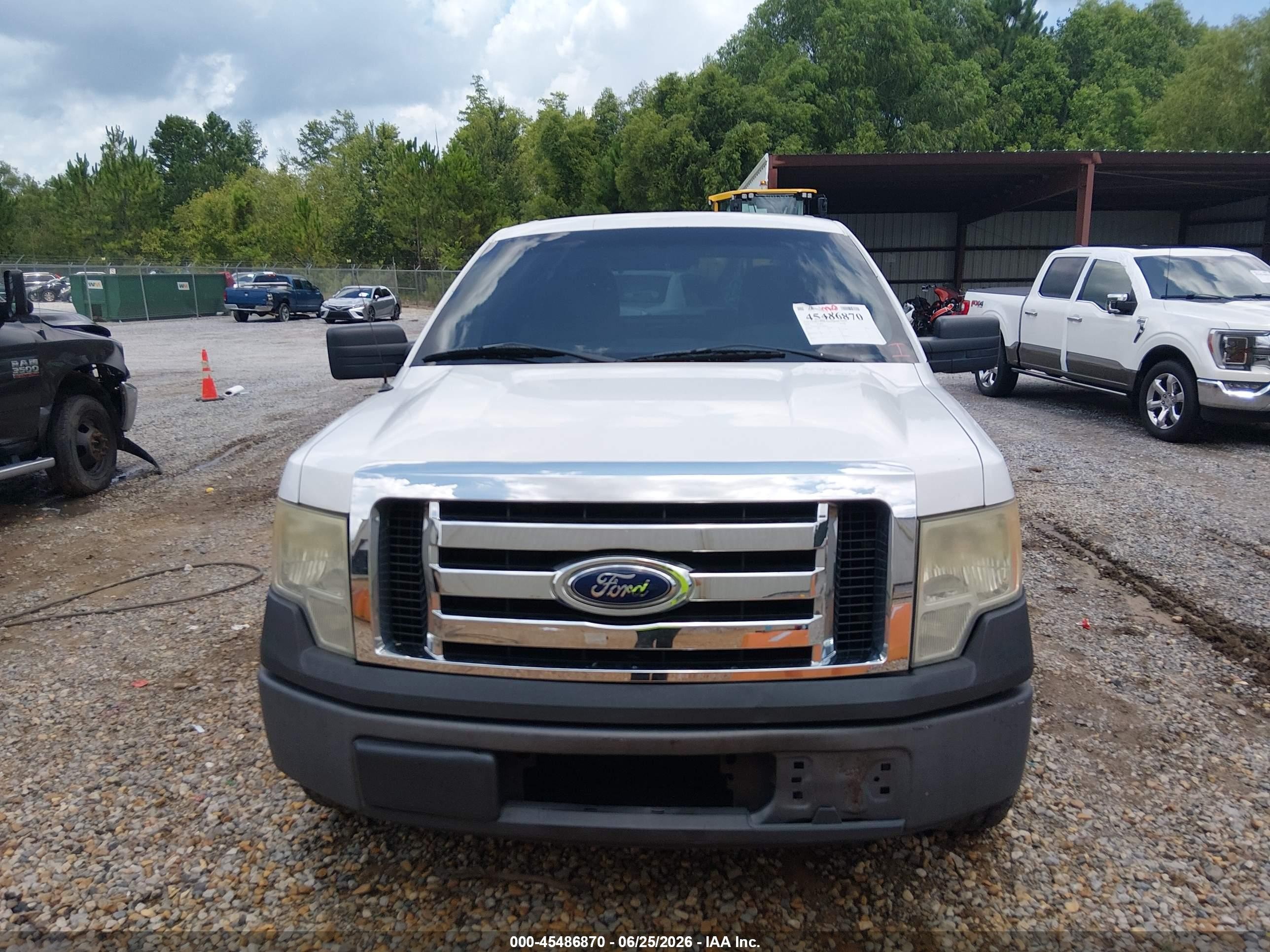 2010 Ford F-150 Stx/xl White vin: 1FTEX1CW1AFA06024