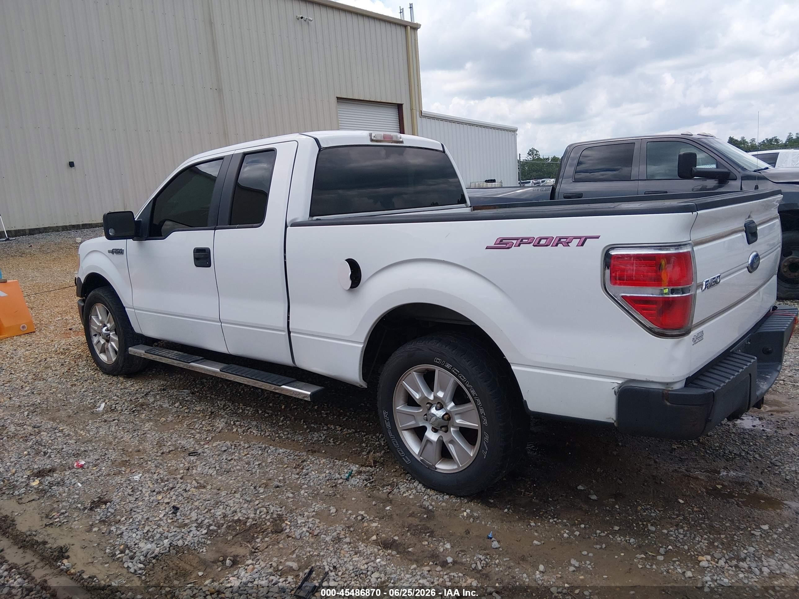 2010 Ford F-150 Stx/xl White vin: 1FTEX1CW1AFA06024