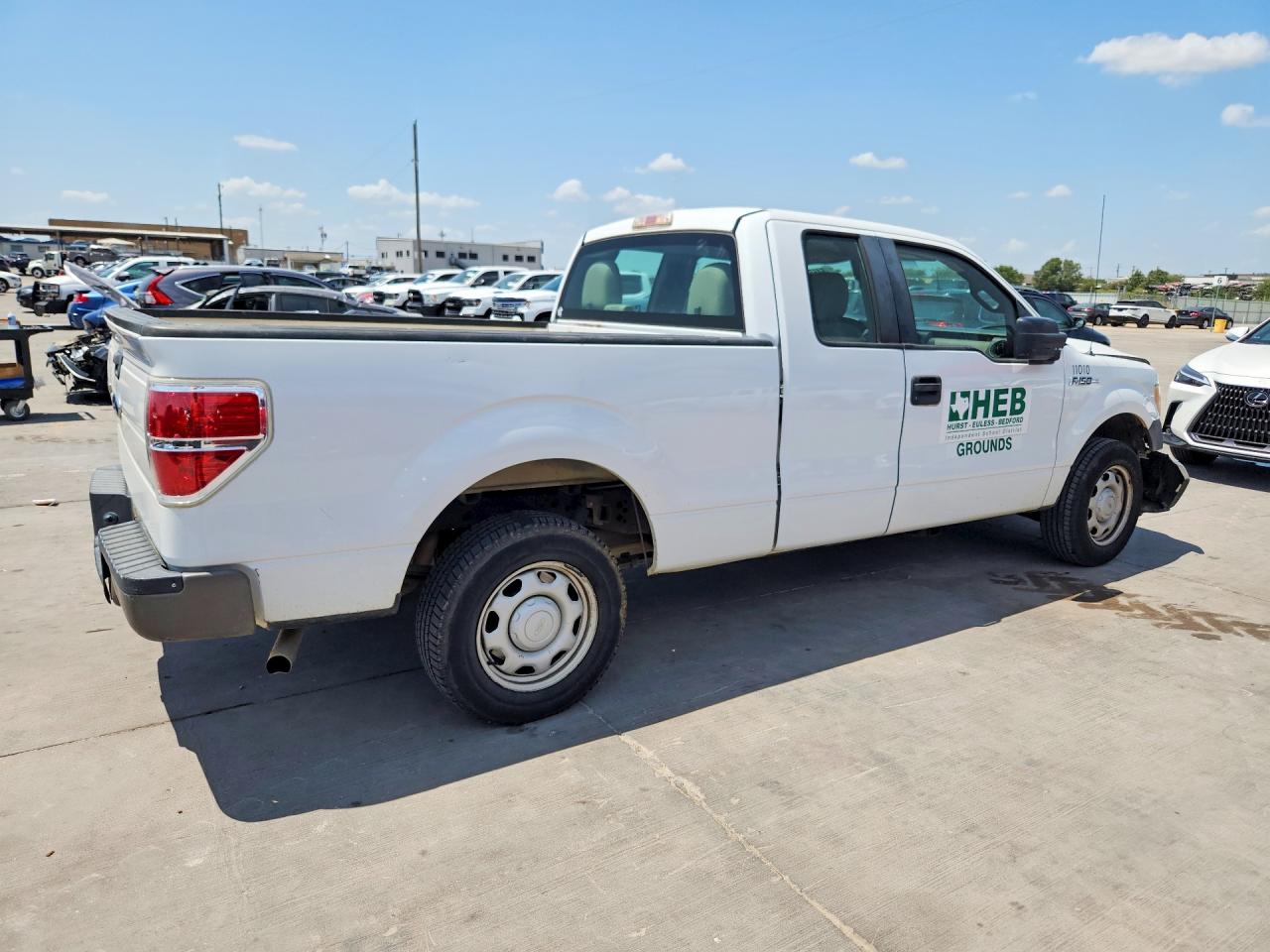 2010 Ford F150 Super Cab White vin: 1FTEX1CW2AFC63242