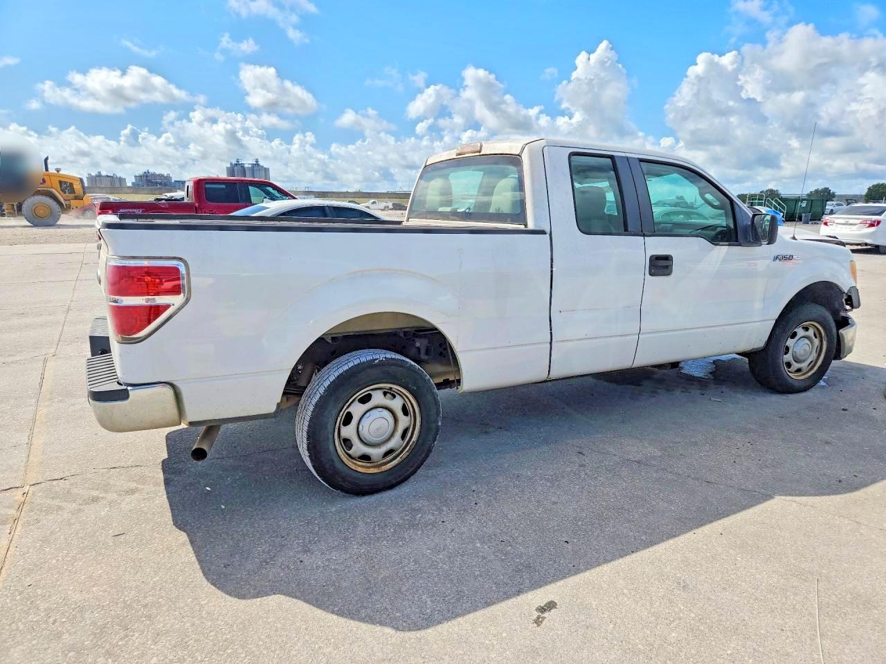 2010 Ford F150 Super Cab White vin: 1FTEX1CW3AFA77757