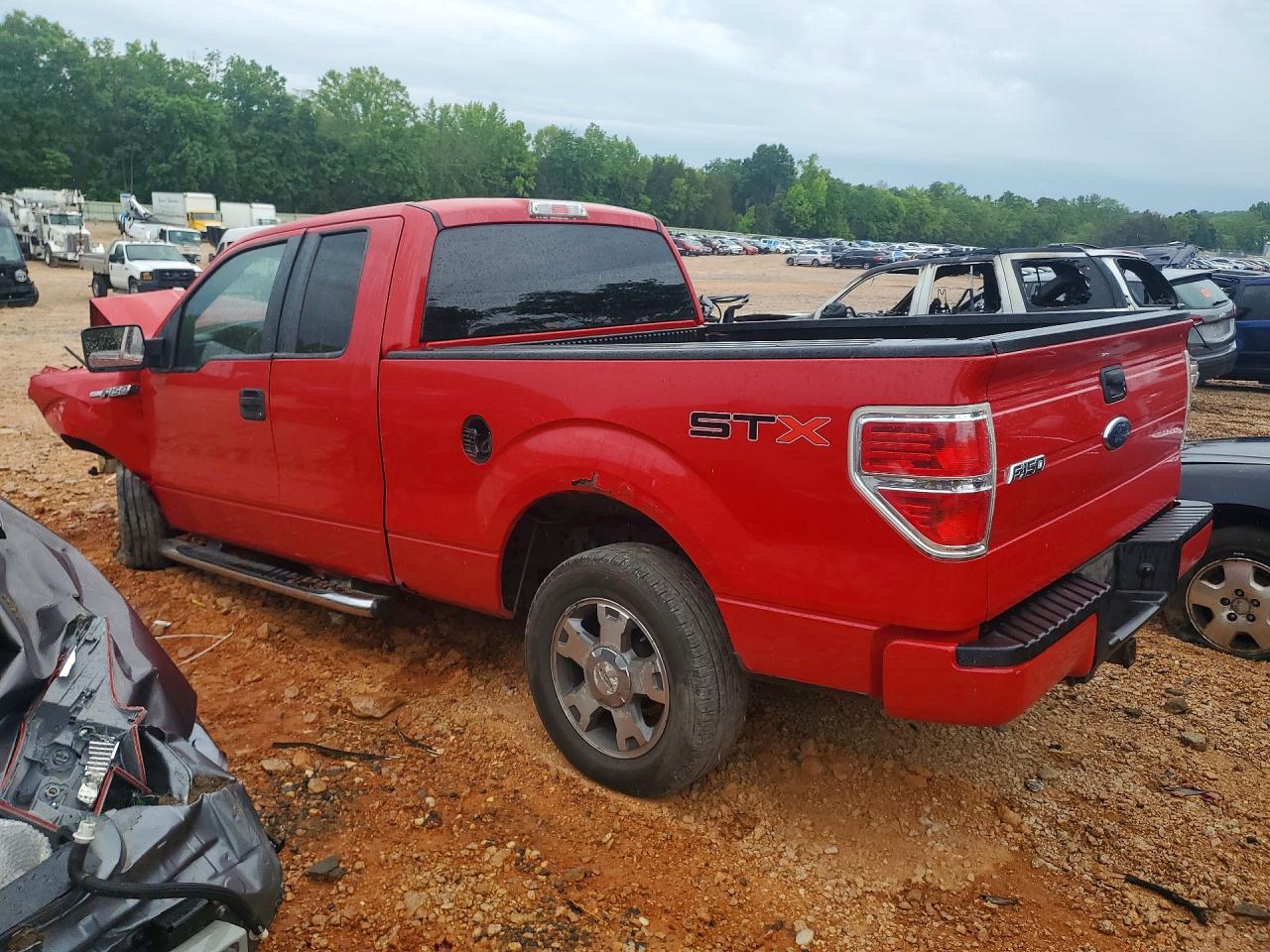 2010 Ford F150 Super Cab Red vin: 1FTEX1CW3AFB29596