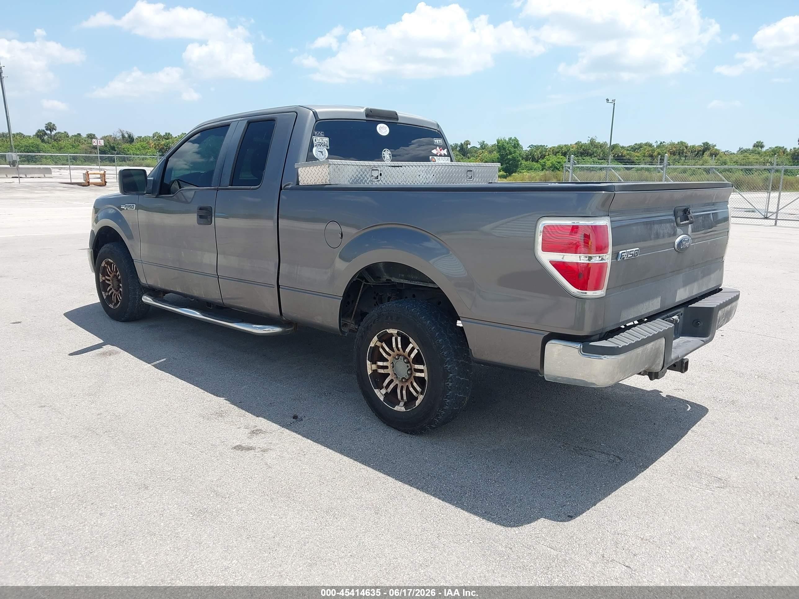 2010 Ford F-150 Xl Gray vin: 1FTEX1CW9AFA26487
