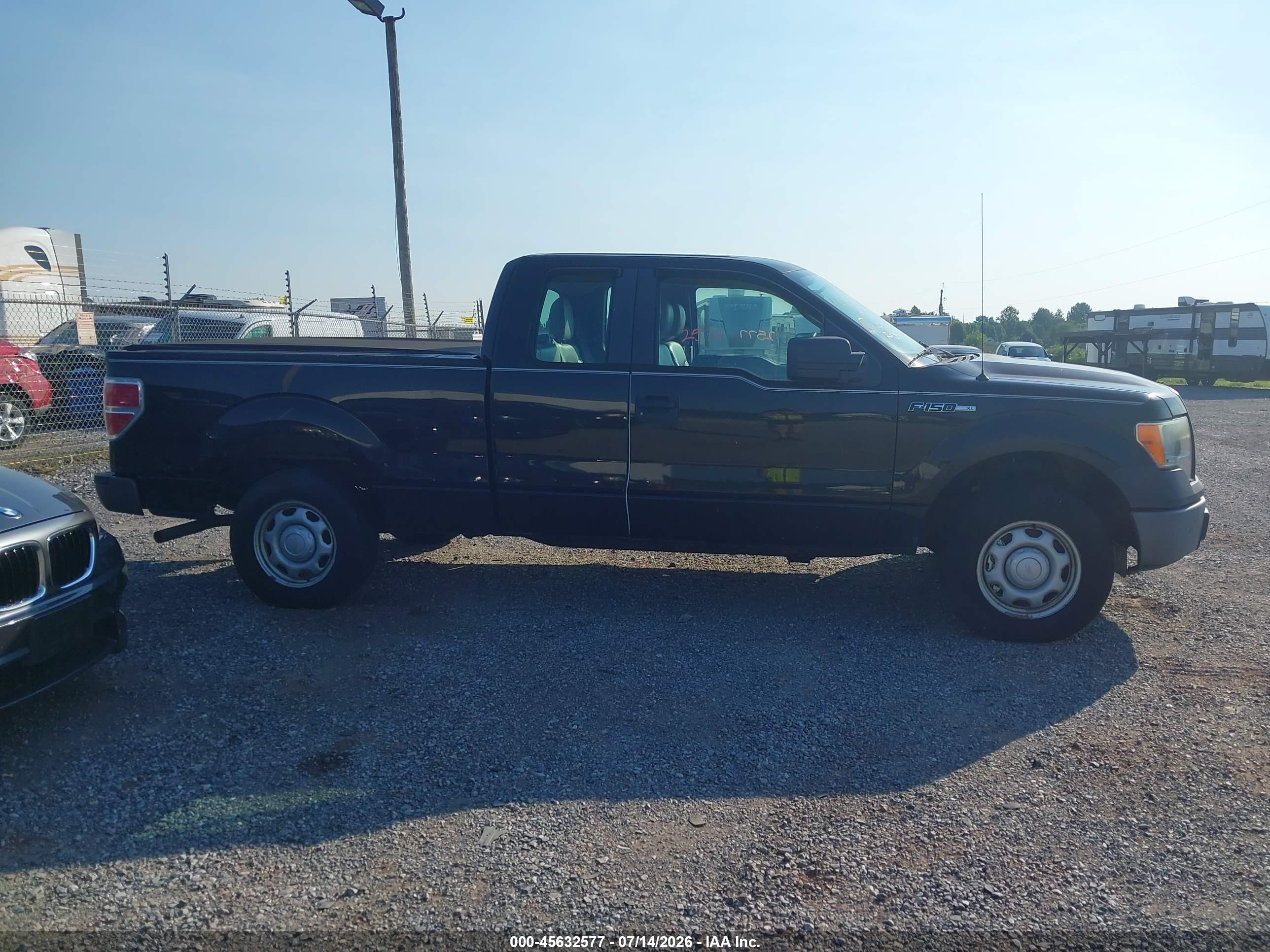 2010 Ford F-150 Xl Black vin: 1FTEX1CWXAFC80404