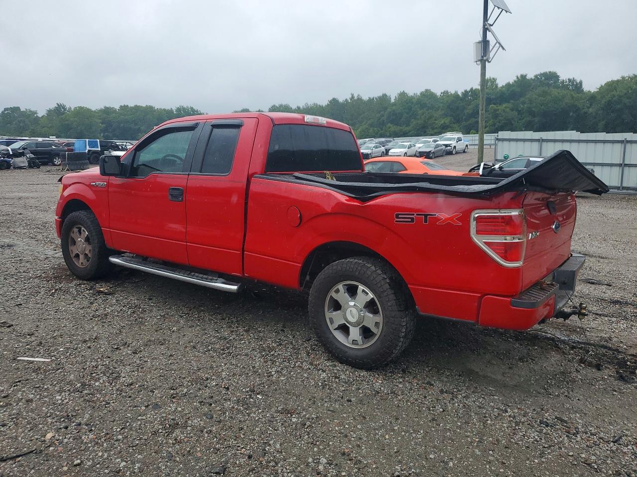 2010 Ford F150 Super Cab Red vin: 1FTEX1CWXAFD73715