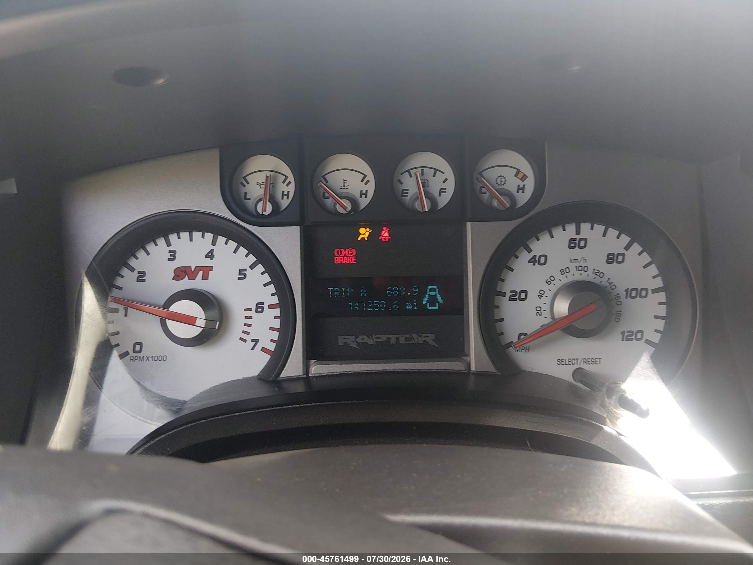 2010 Ford F-150 Svt Raptor Белый vin: 1FTEX1E64AFB94678