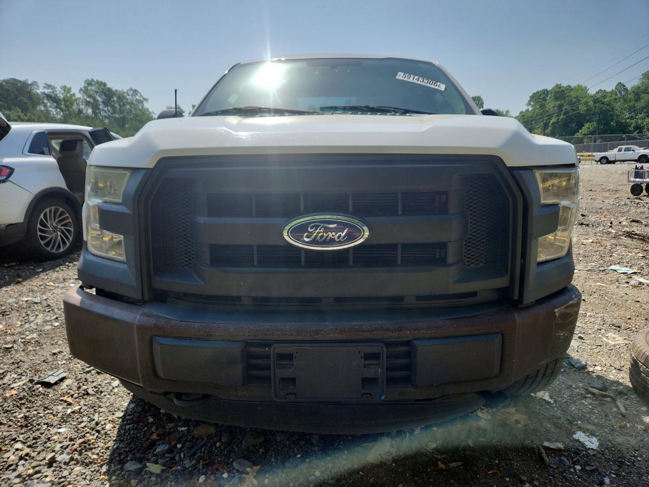 2015 Ford F150 Super Cab White vin: 1FTEX1E81FFB05349