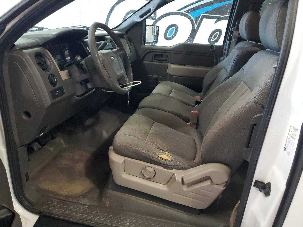 2010 Ford F150 Super Cab Белый vin: 1FTEX1E82AFA60138 Damage: Steering Wheel, Worn, Replacement Required