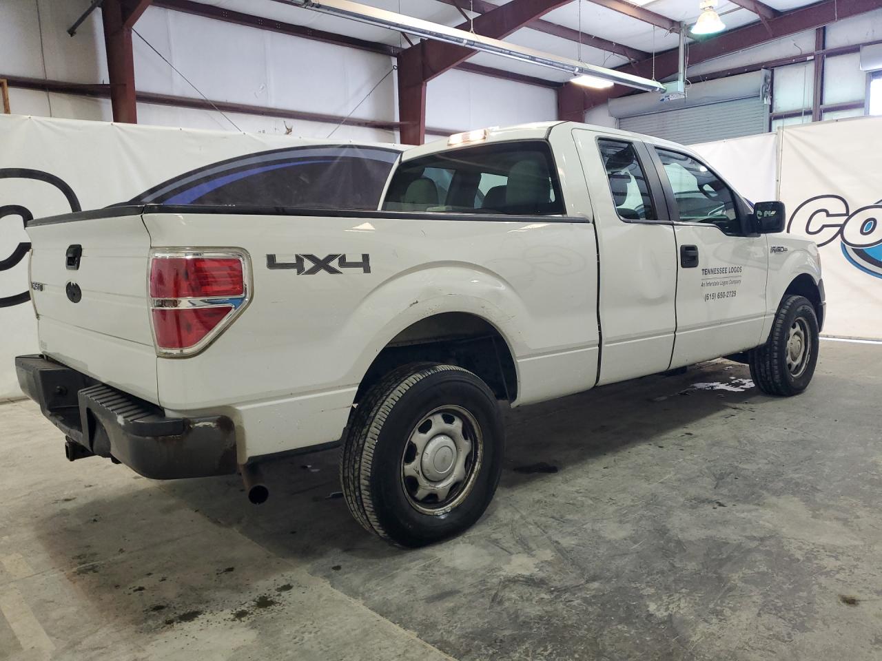 2010 Ford F150 Super Cab Белый vin: 1FTEX1E82AFA60138 Damage: Right Bed Side, Multiple Dents/Paint Damage, 2