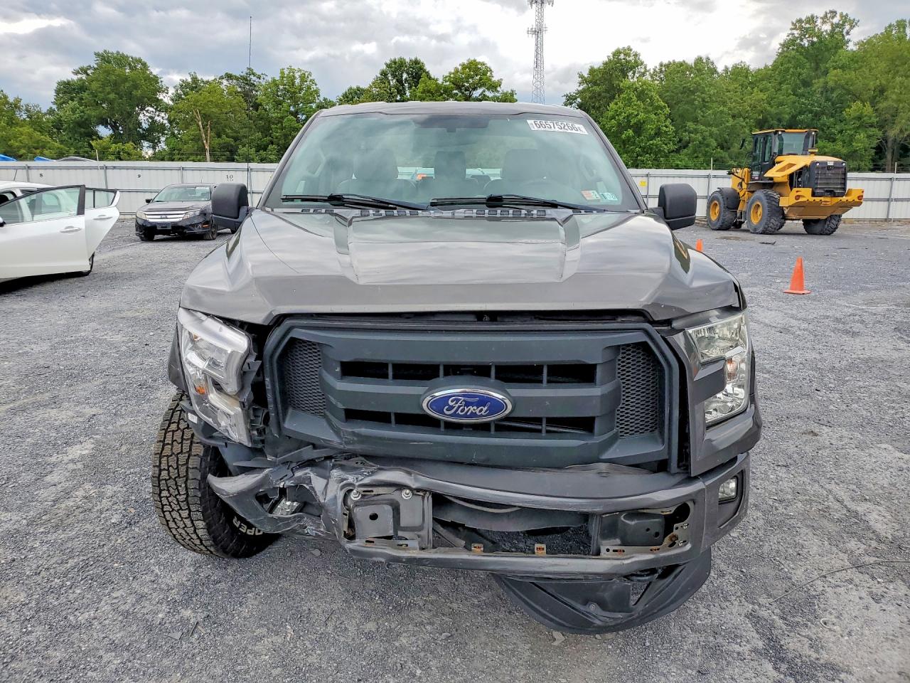 2015 Ford F150 Super Cab Gray vin: 1FTEX1E82FKE95739