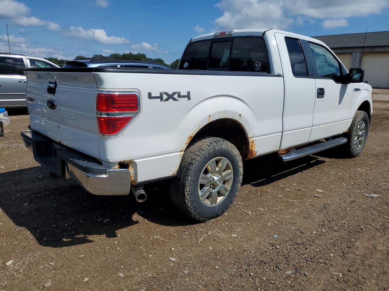 2010 Ford F150 Super Cab White vin: 1FTEX1E83AFD76924