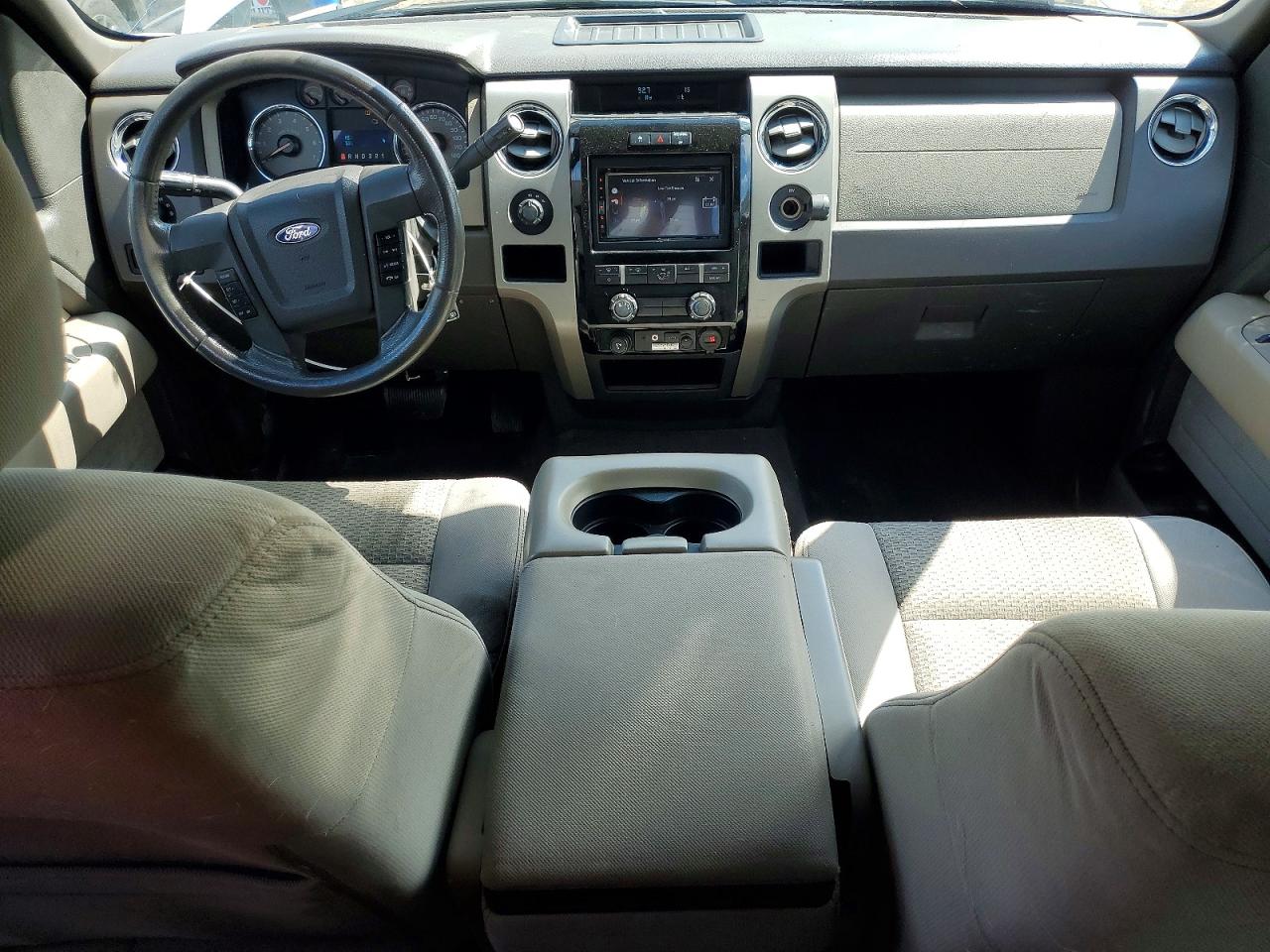 2010 Ford F150 Super Cab White vin: 1FTEX1E83AFD76924