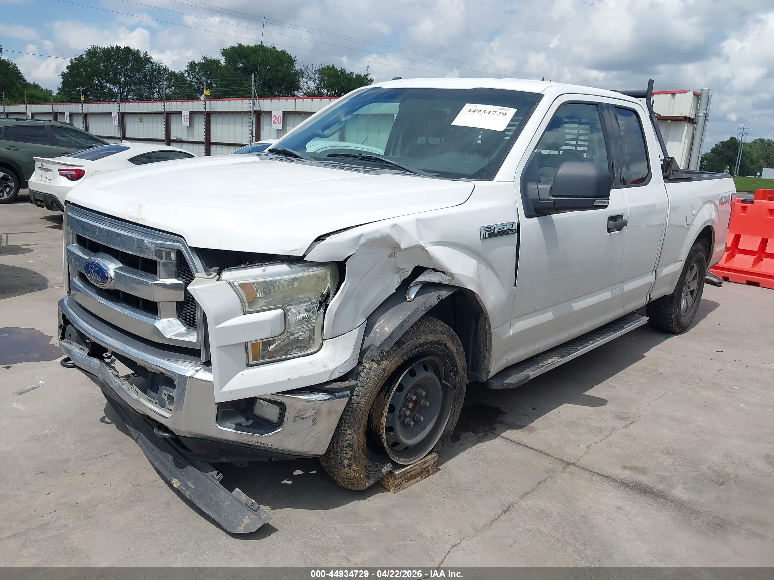 2015 Ford F-150 Xlt White vin: 1FTEX1E83FFD09313