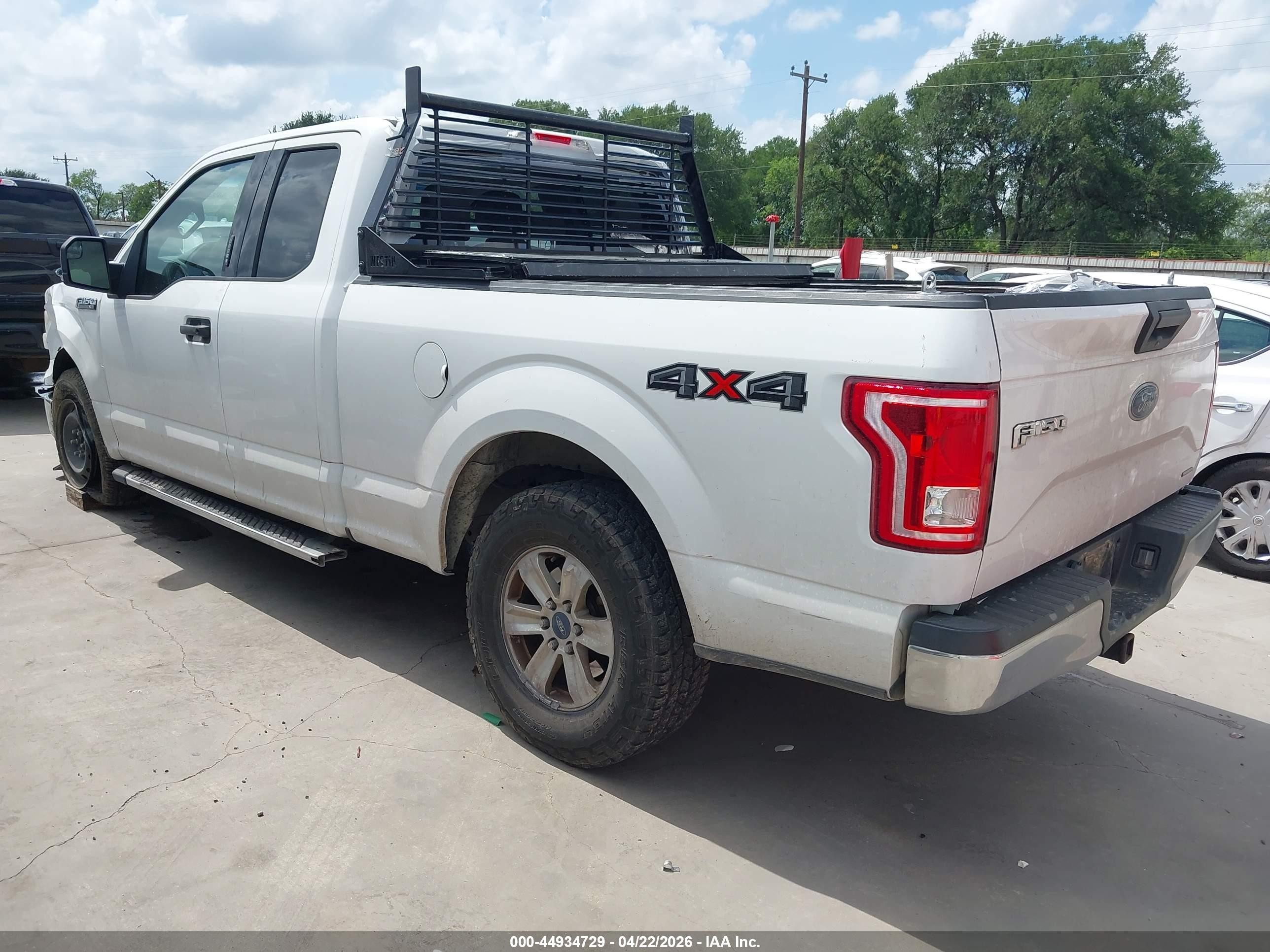 2015 Ford F-150 Xlt White vin: 1FTEX1E83FFD09313