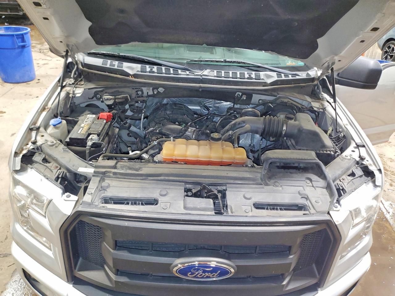 2015 Ford F150 Super Cab Silver vin: 1FTEX1E83FKE26686