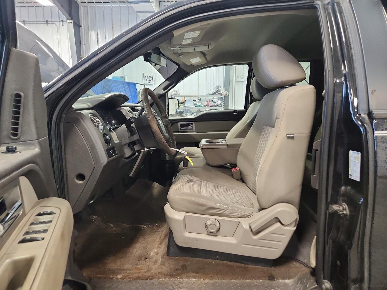 2010 Ford F150 Super Cab Black vin: 1FTEX1E84AFB12742