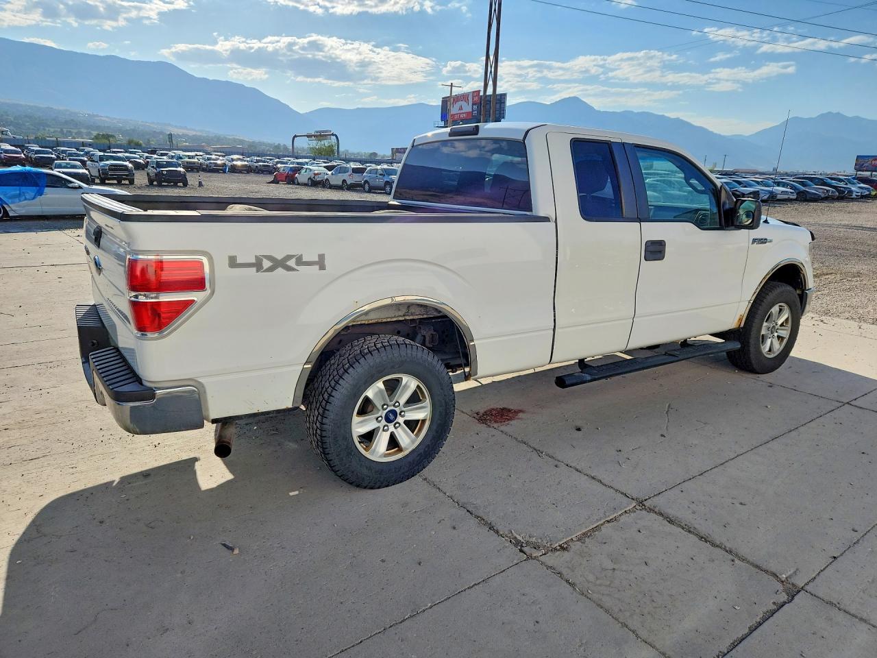 2010 Ford F150 Super Cab White vin: 1FTEX1E84AFC58199