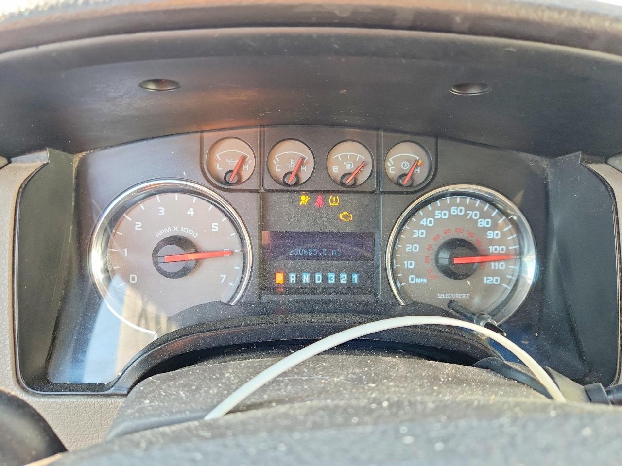 2010 Ford F150 Super Cab White vin: 1FTEX1E84AFC58199