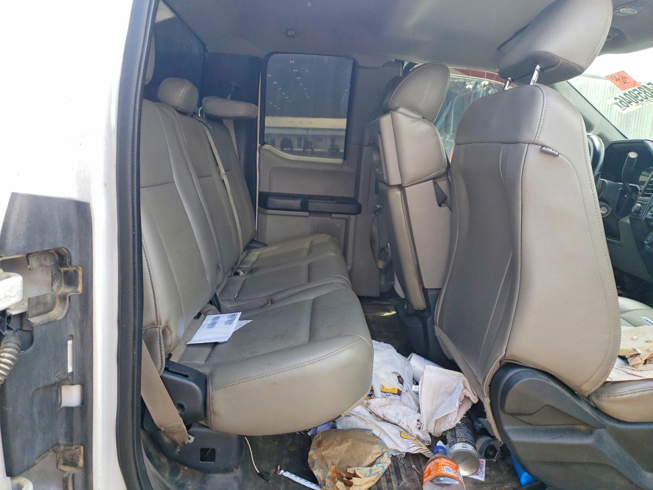 2015 Ford F150 Super Cab White vin: 1FTEX1E84FKE44176