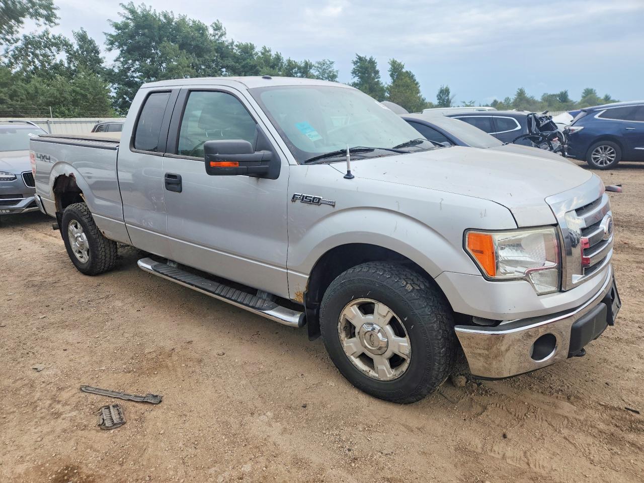 2010 Ford F150 Super Cab Silver vin: 1FTEX1E85AFA48629