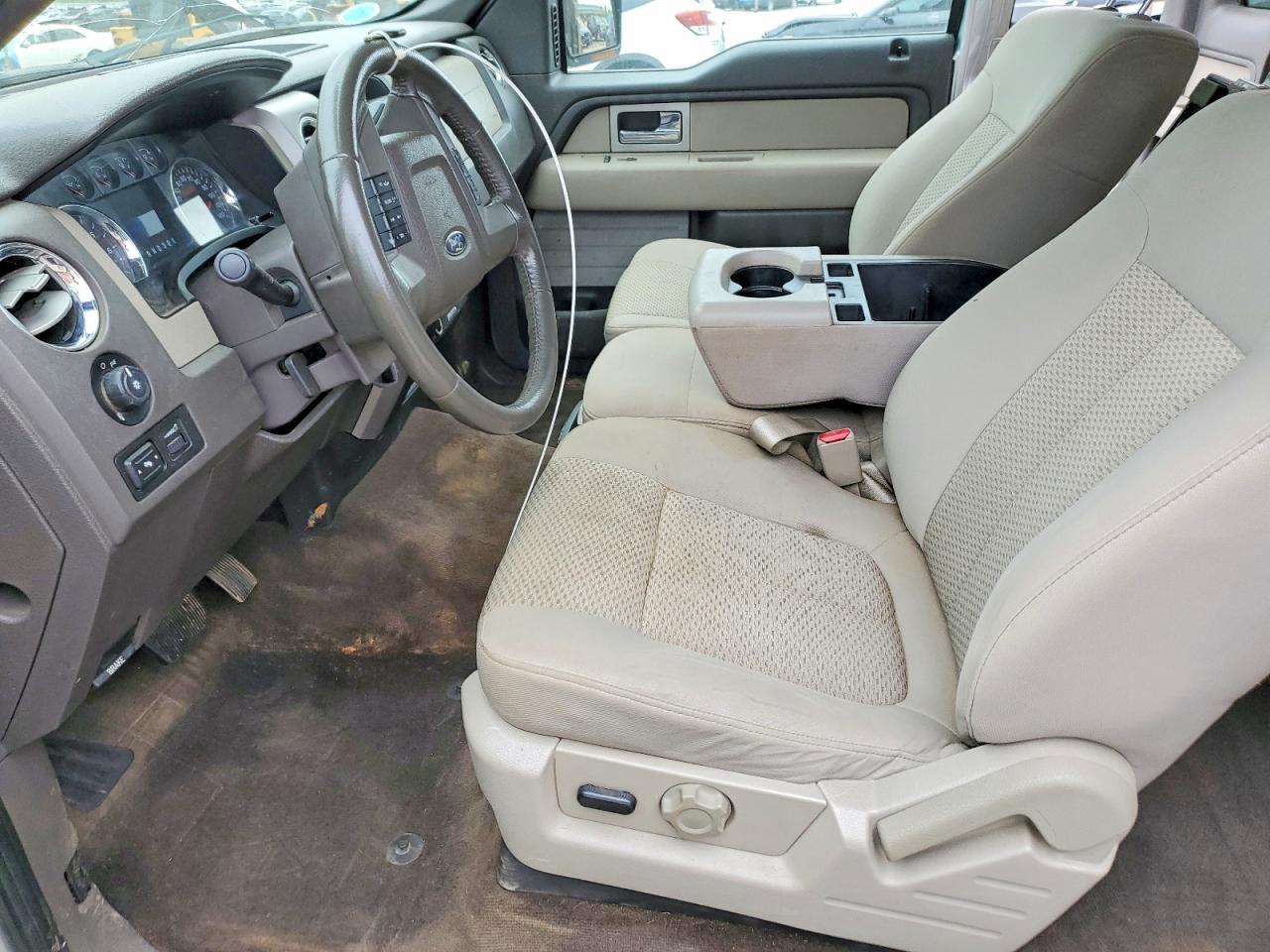 2010 Ford F150 Super Cab Silver vin: 1FTEX1E85AFD24100