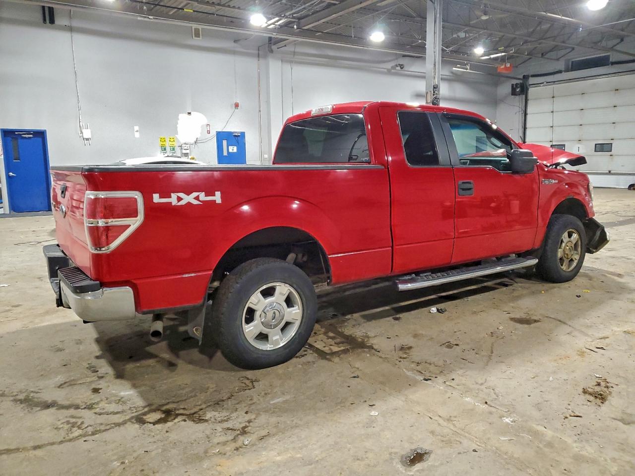 2010 Ford F150 Super Cab Red vin: 1FTEX1E86AFC25754