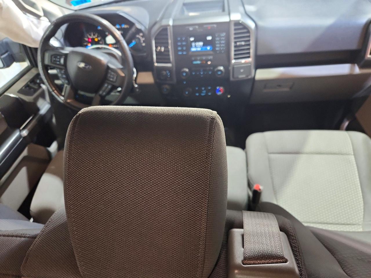 2016 Ford F150 Super Cab Burgundy vin: 1FTEX1E8XGFD07978