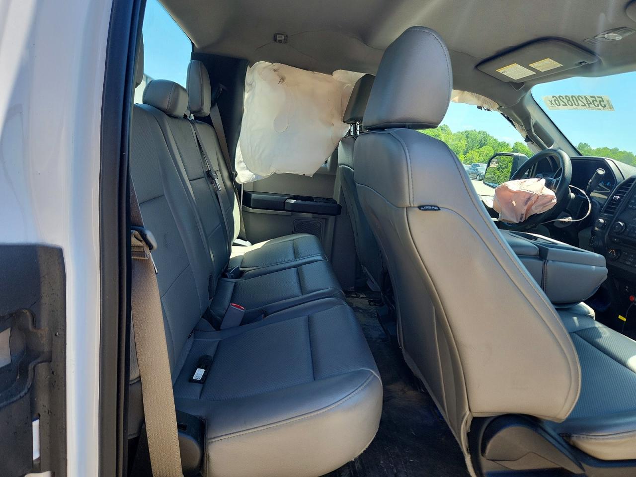 2017 Ford F150 Super Cab White vin: 1FTEX1EF5HKC95746