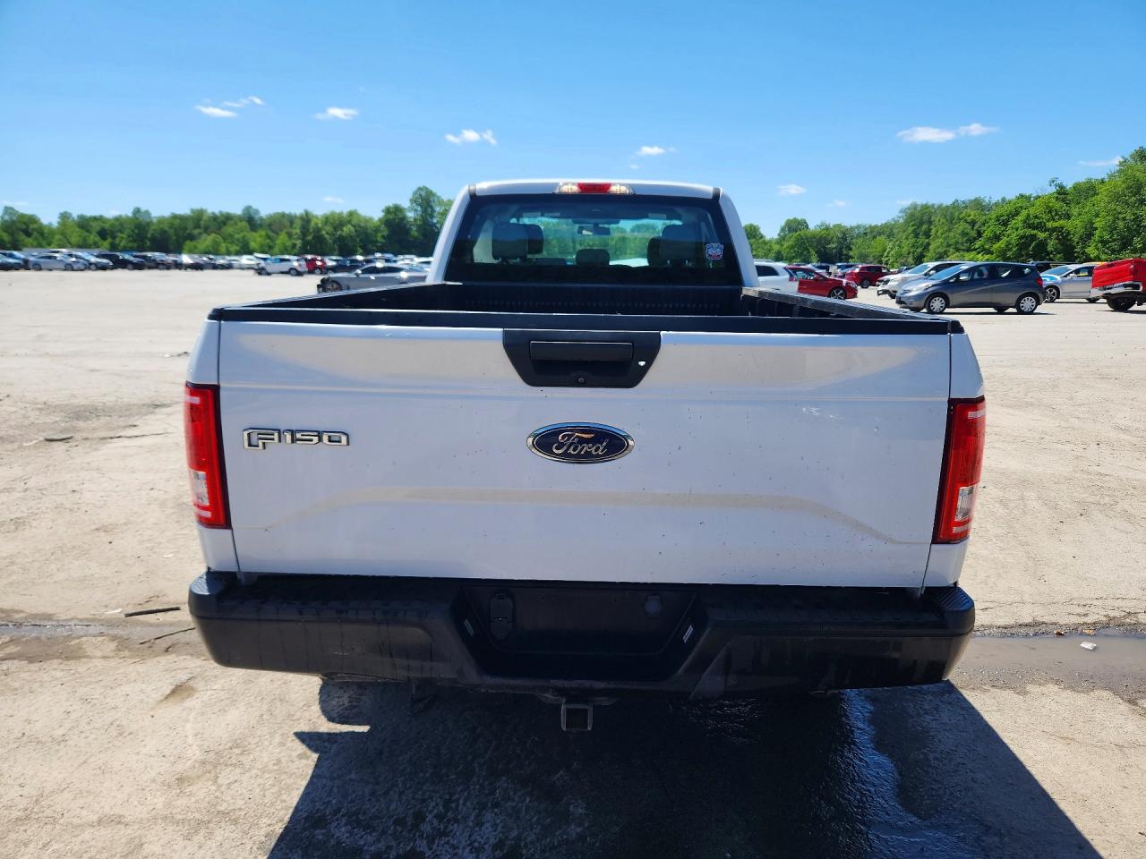 2017 Ford F150 Super Cab White vin: 1FTEX1EF5HKC95746