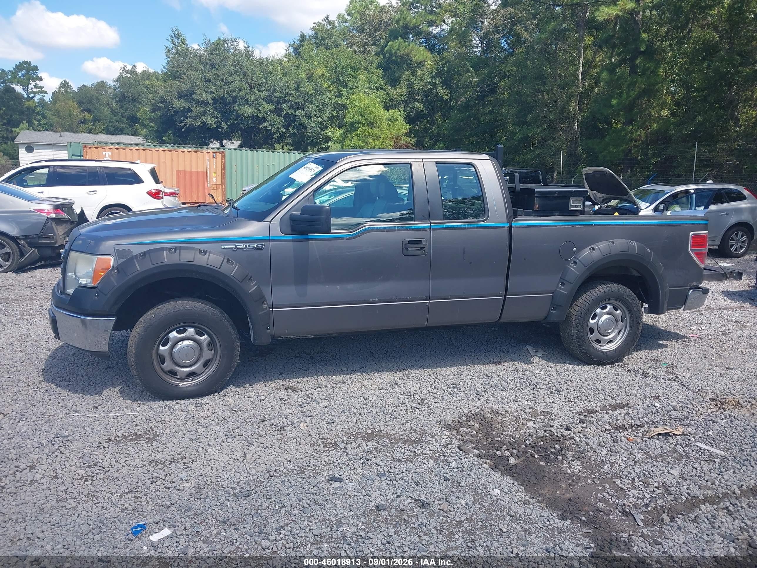 2013 Ford F-150 Xl Серый vin: 1FTEX1EM0DFB56383