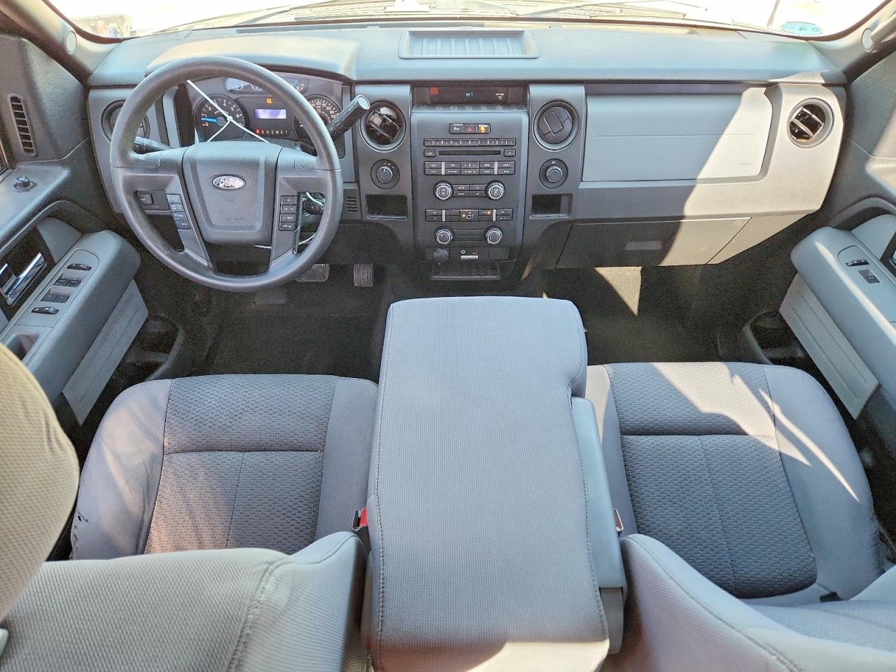 2013 Ford F150 Super Cab White vin: 1FTEX1EM0DFD83122