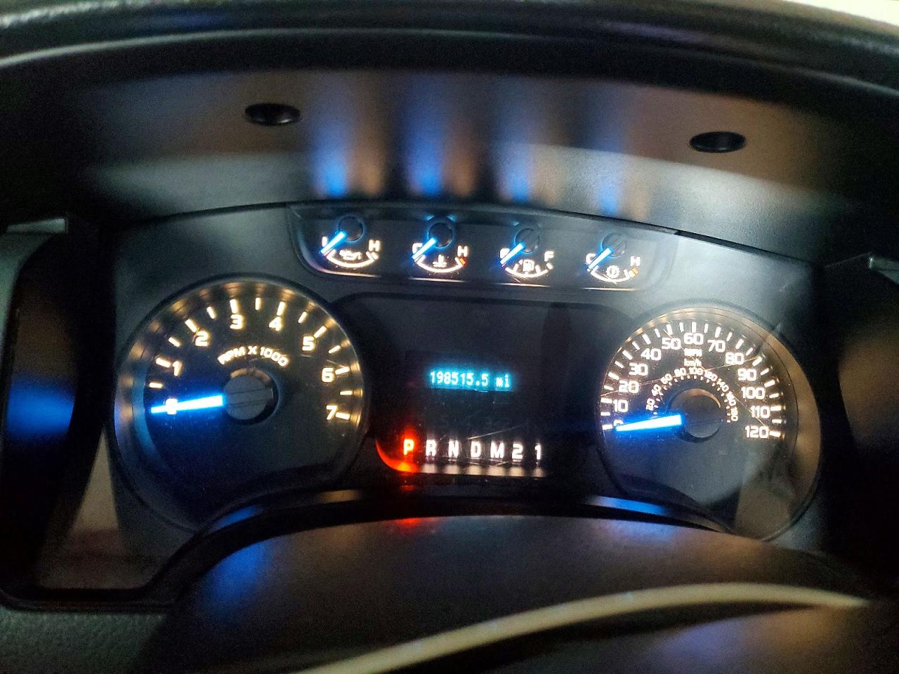 2014 Ford F150 Super Cab White vin: 1FTEX1EM0EFB68602