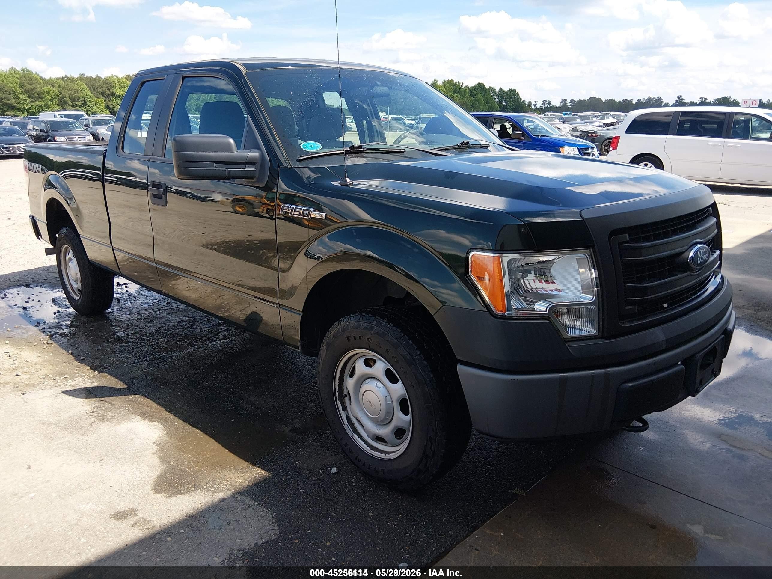 2014 Ford F-150 Xl Green vin: 1FTEX1EM0EFC01825