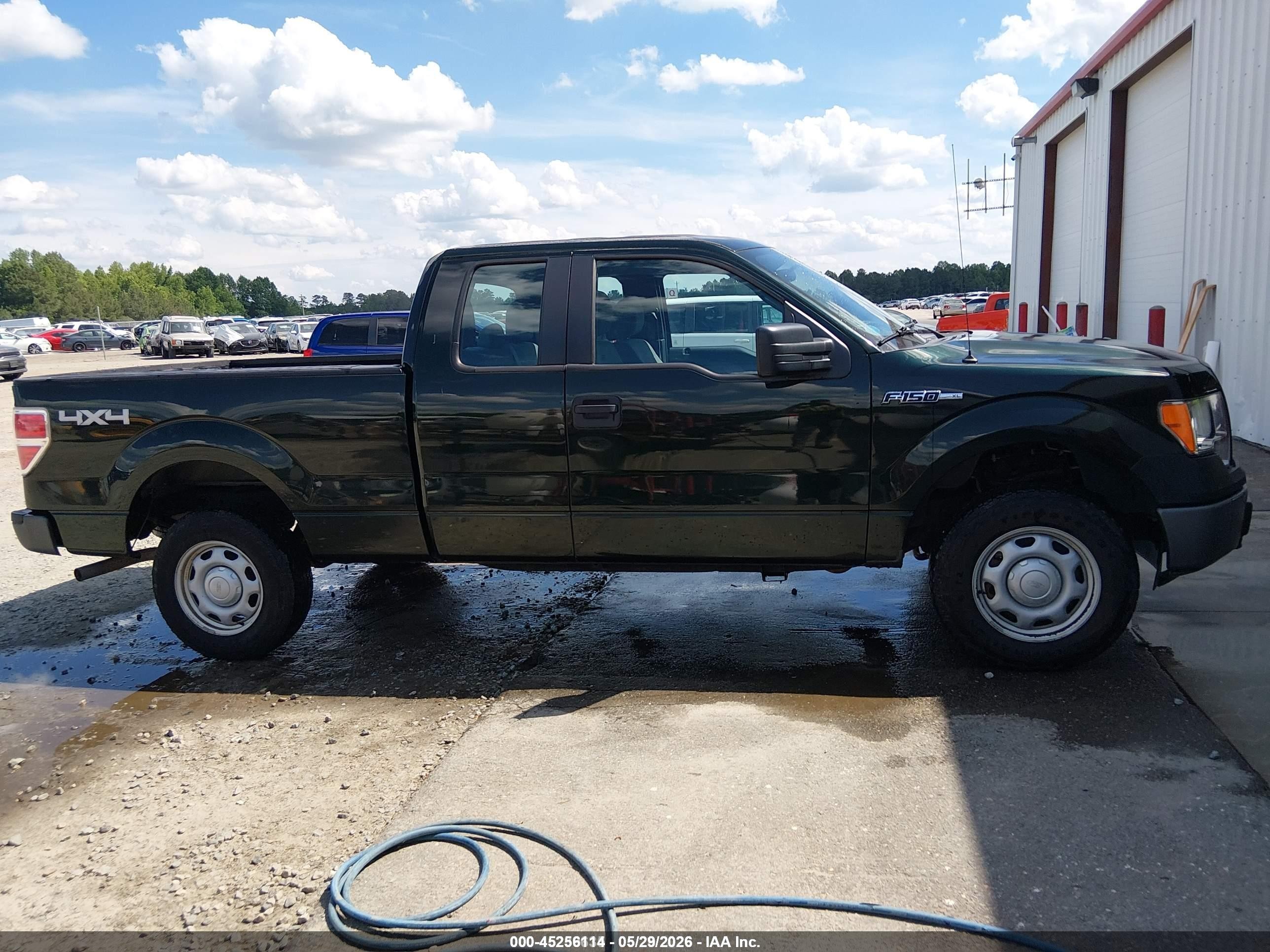 2014 Ford F-150 Xl Green vin: 1FTEX1EM0EFC01825