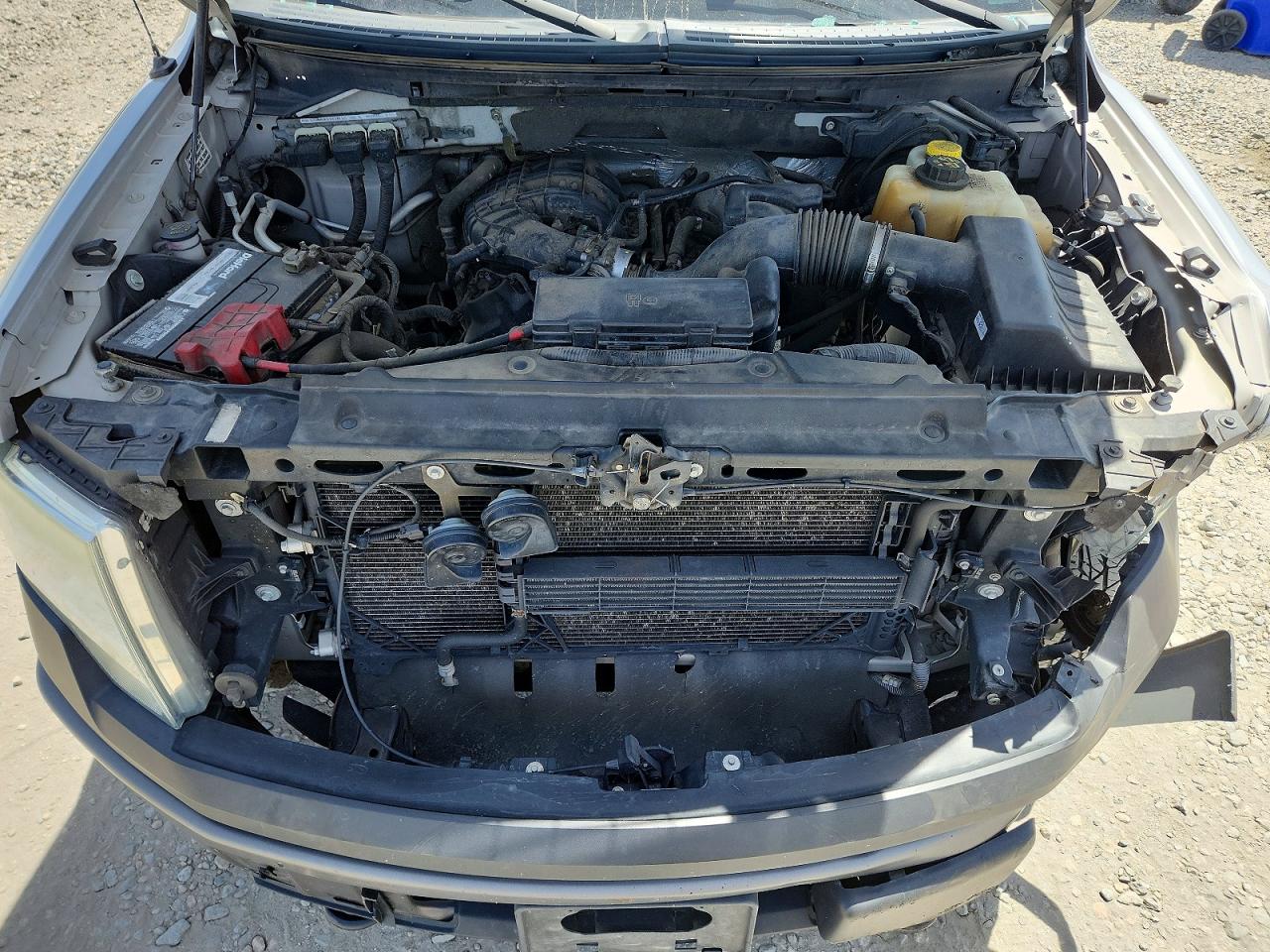 2014 Ford F150 Super Cab Серебряный vin: 1FTEX1EM0EKD46869
