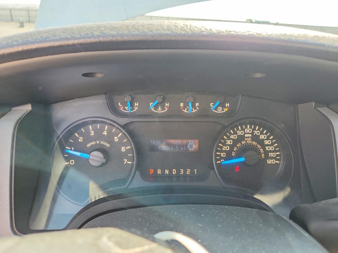 2014 Ford F150 Super Cab White vin: 1FTEX1EM0EKG25044