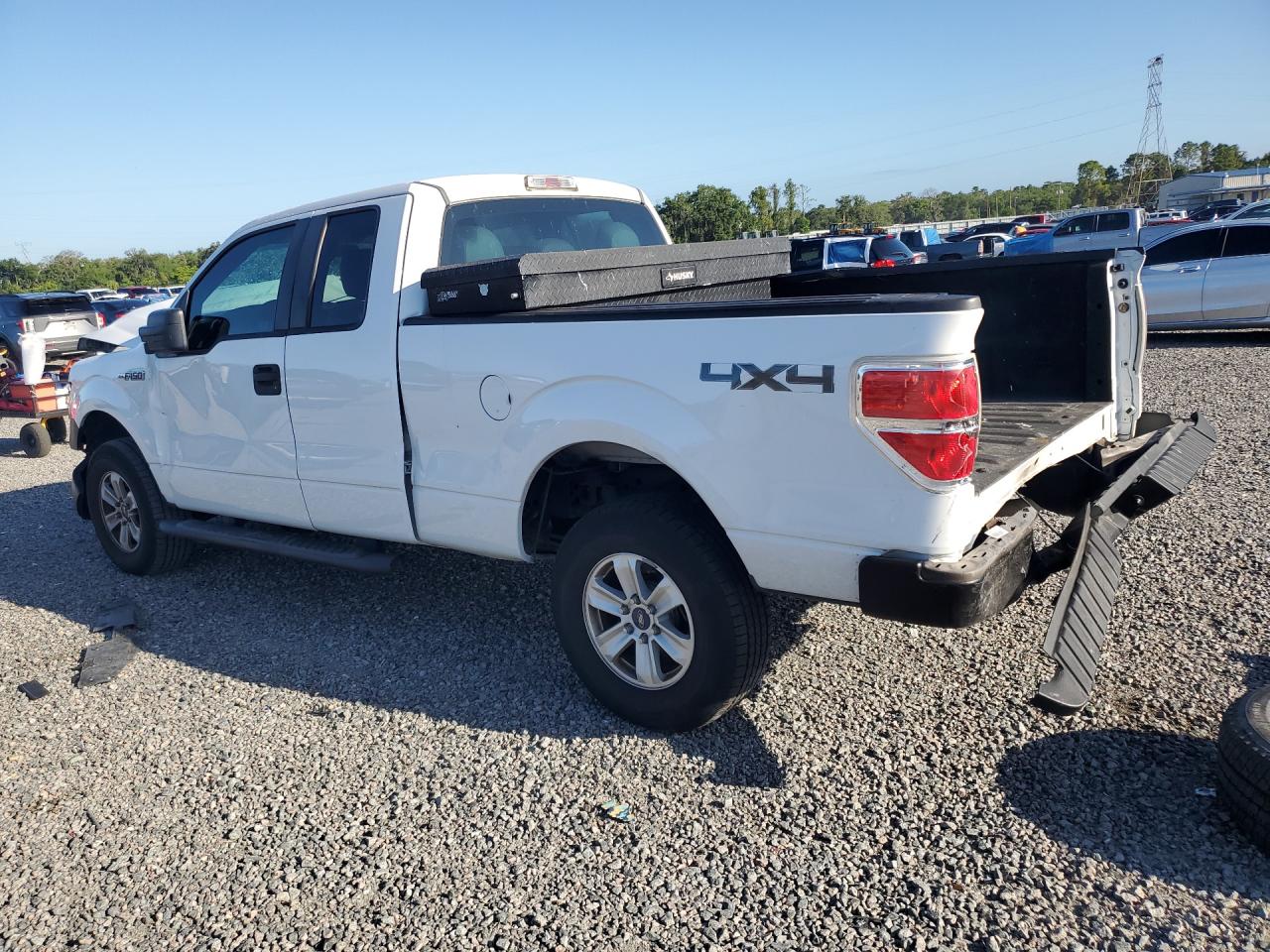 2012 Ford F150 Super Cab White vin: 1FTEX1EM1CFC22387