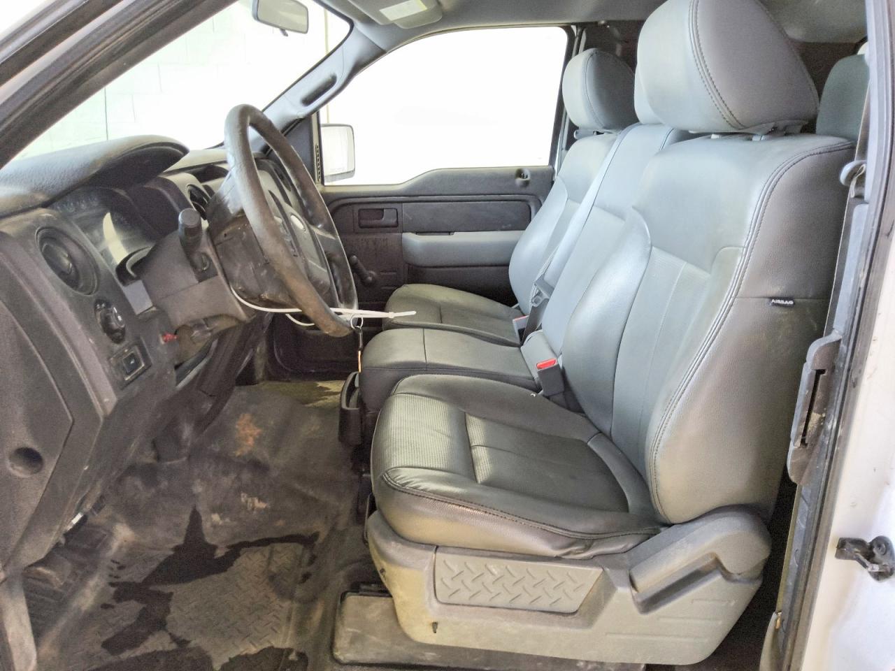 2013 Ford F150 Super Cab White vin: 1FTEX1EM1DFC21113