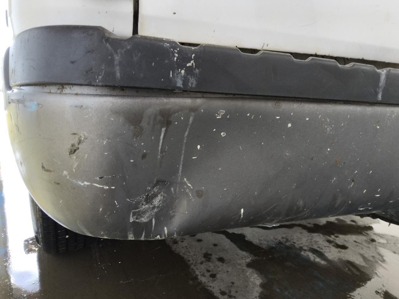 2013 Ford F150 Super Cab White vin: 1FTEX1EM1DFC21113 Damage: Rear Metal Bumper Painted, Broken, Replacement Required