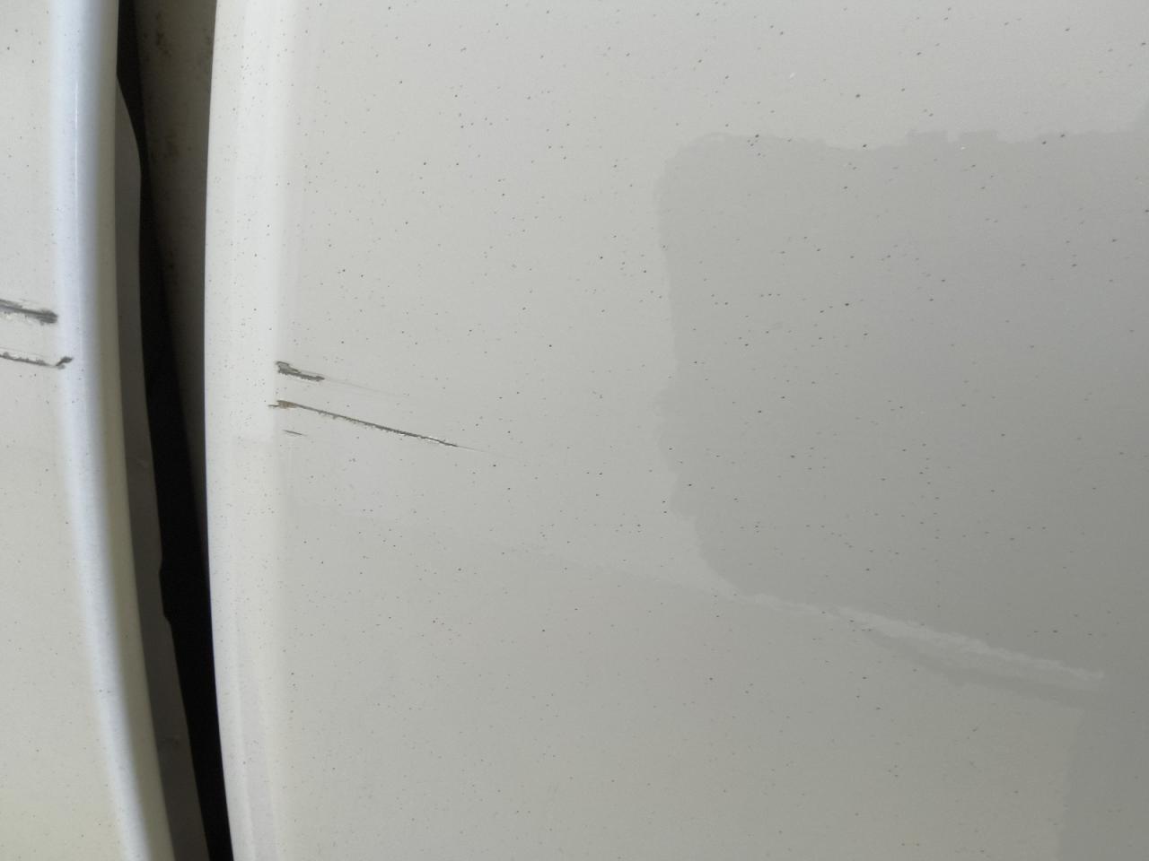 2013 Ford F150 Super Cab White vin: 1FTEX1EM1DFC21113 Damage: Right Rear Door, Multiple Scratches Heavy, 5