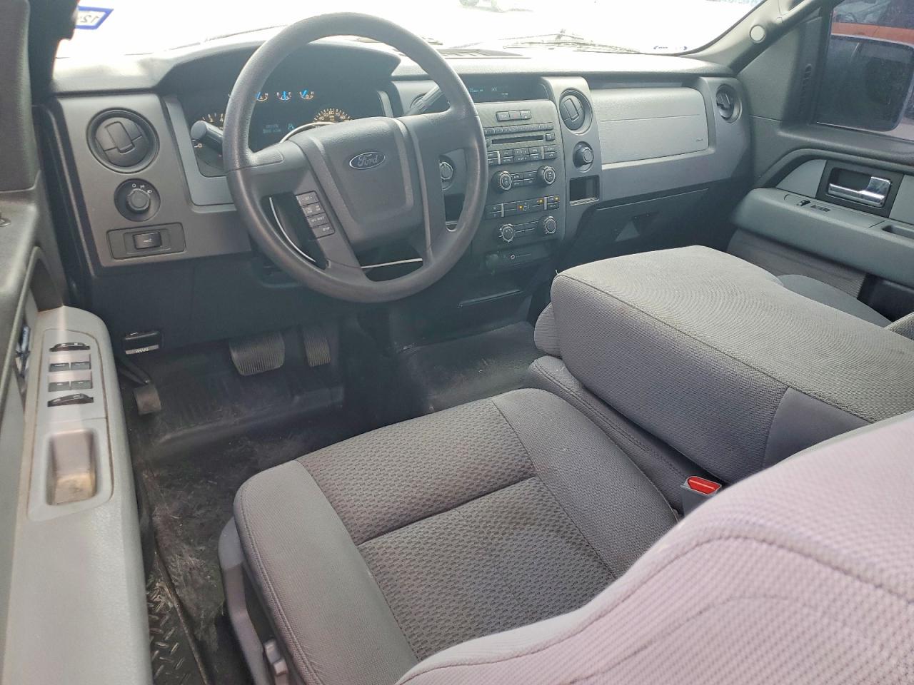 2014 Ford F150 Super Cab White vin: 1FTEX1EM1EKE41750