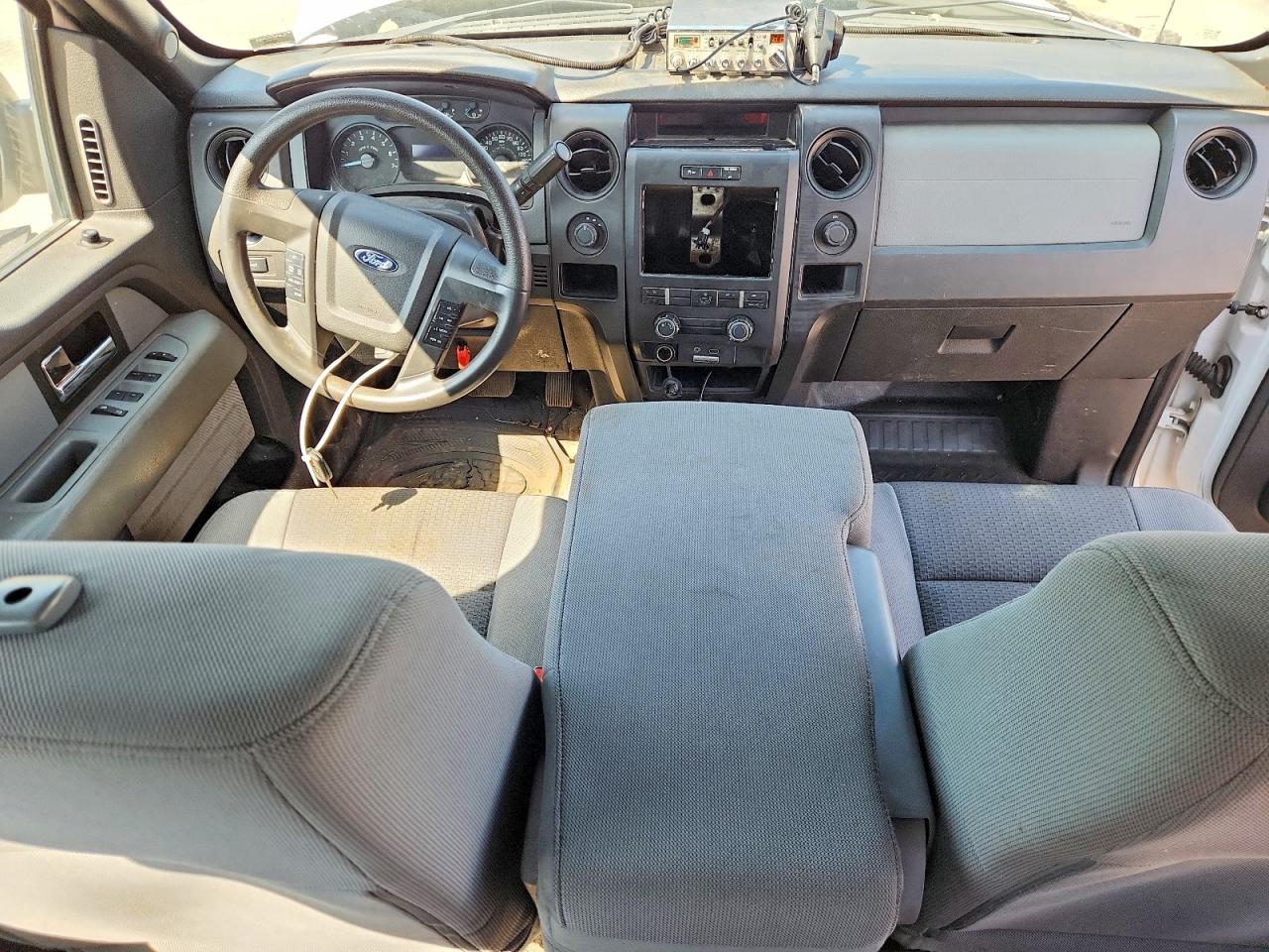 2014 Ford F150 Super Cab White vin: 1FTEX1EM1EKF06984