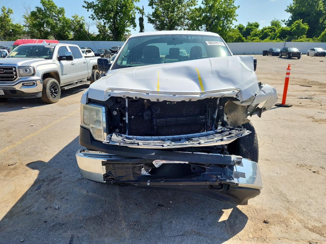2014 Ford F150 Super Cab White vin: 1FTEX1EM1EKF06984