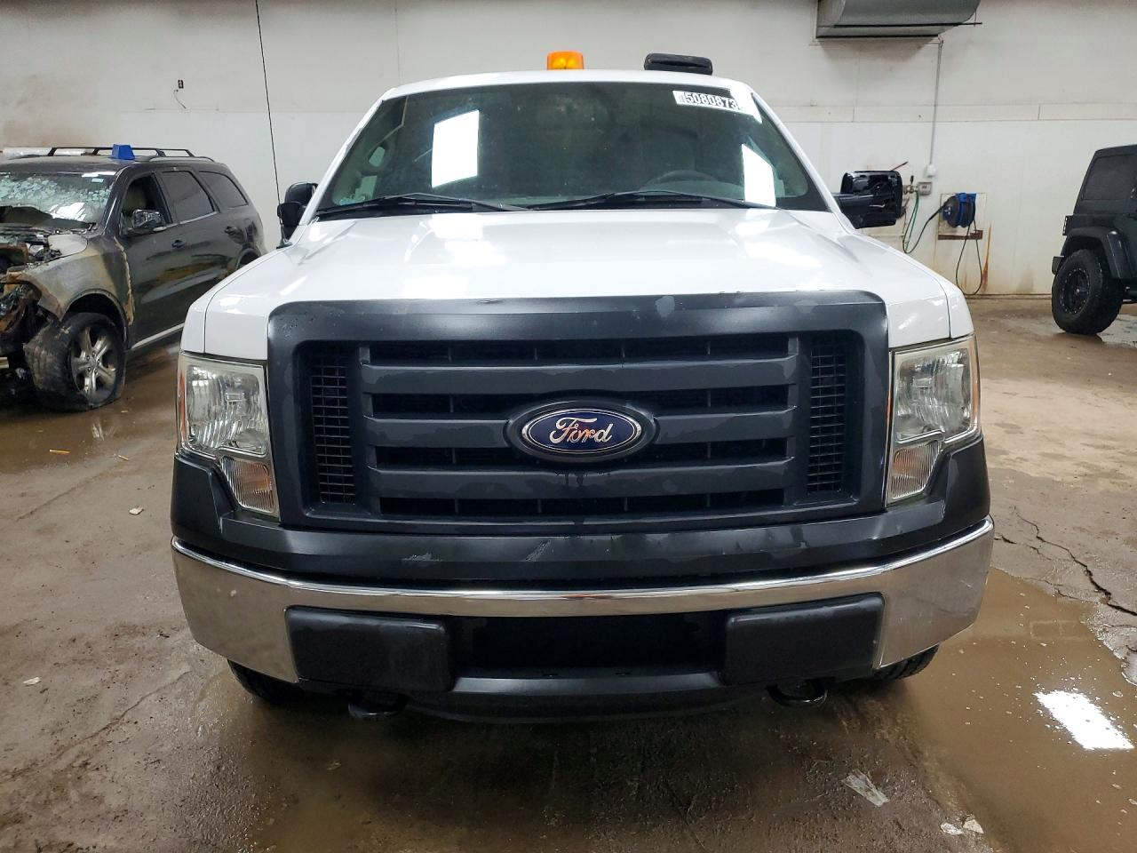 2012 Ford F150 Super Cab White vin: 1FTEX1EM2CFB56156