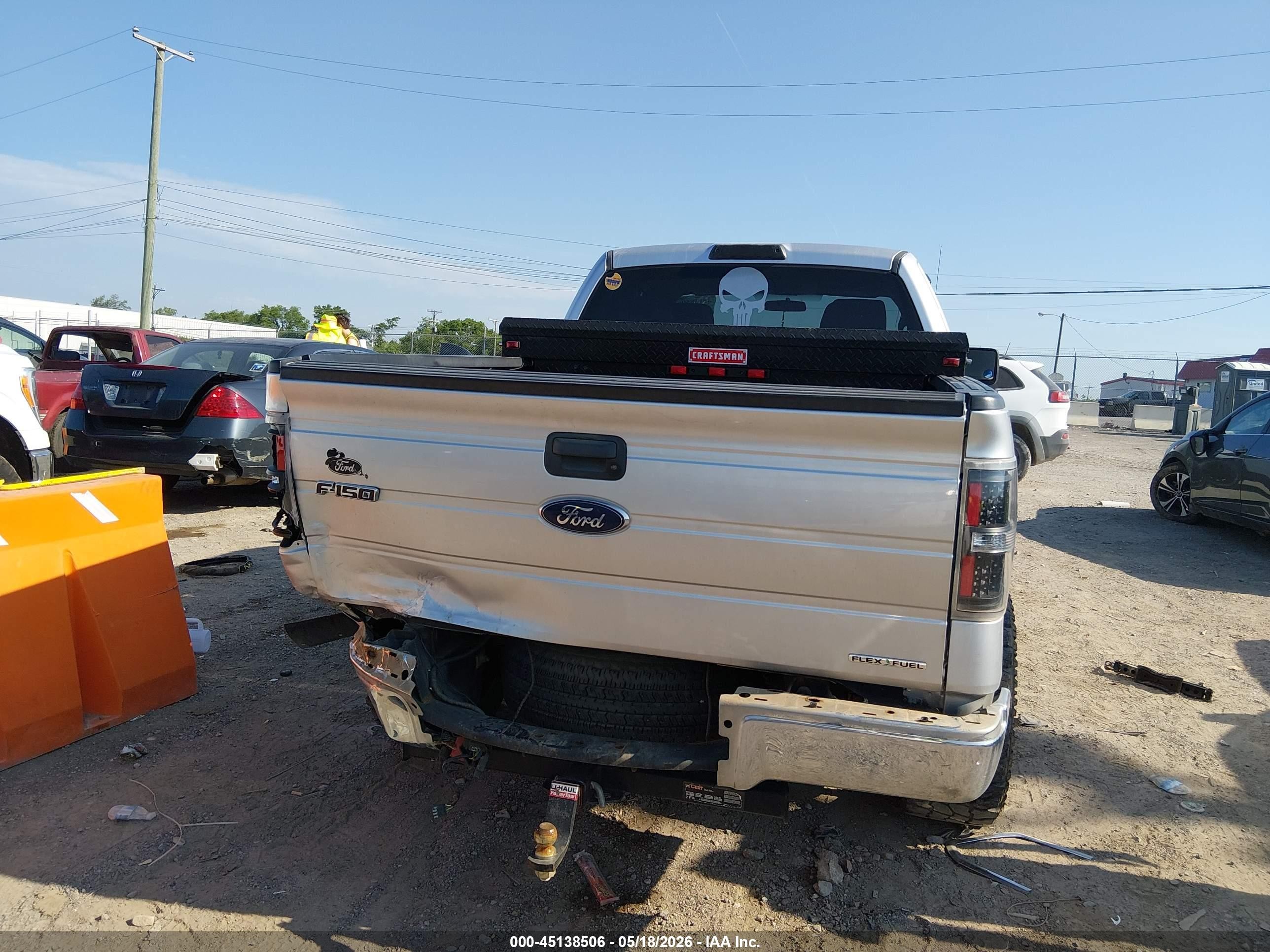 2014 Ford F-150 Xlt Серебряный vin: 1FTEX1EM2EFA47280